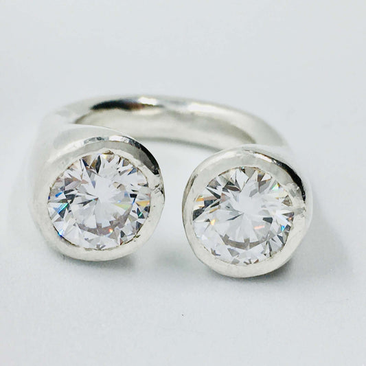 Gum Nut Ring Cubic Zirconia 8mm Front on up close